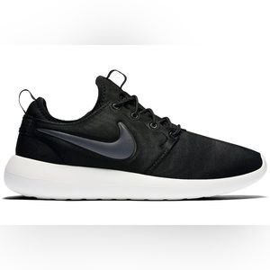 Nike Roshe US5.5